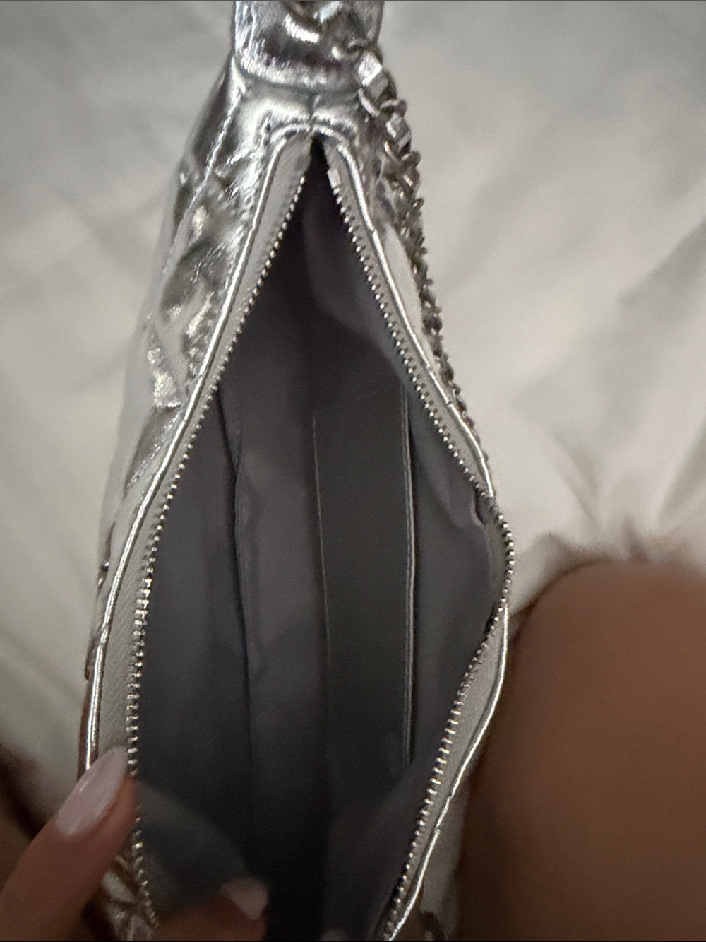 Silver Quilted Chain Crossbody Bag - Luxury Logo Accent - Picture 6 of 7